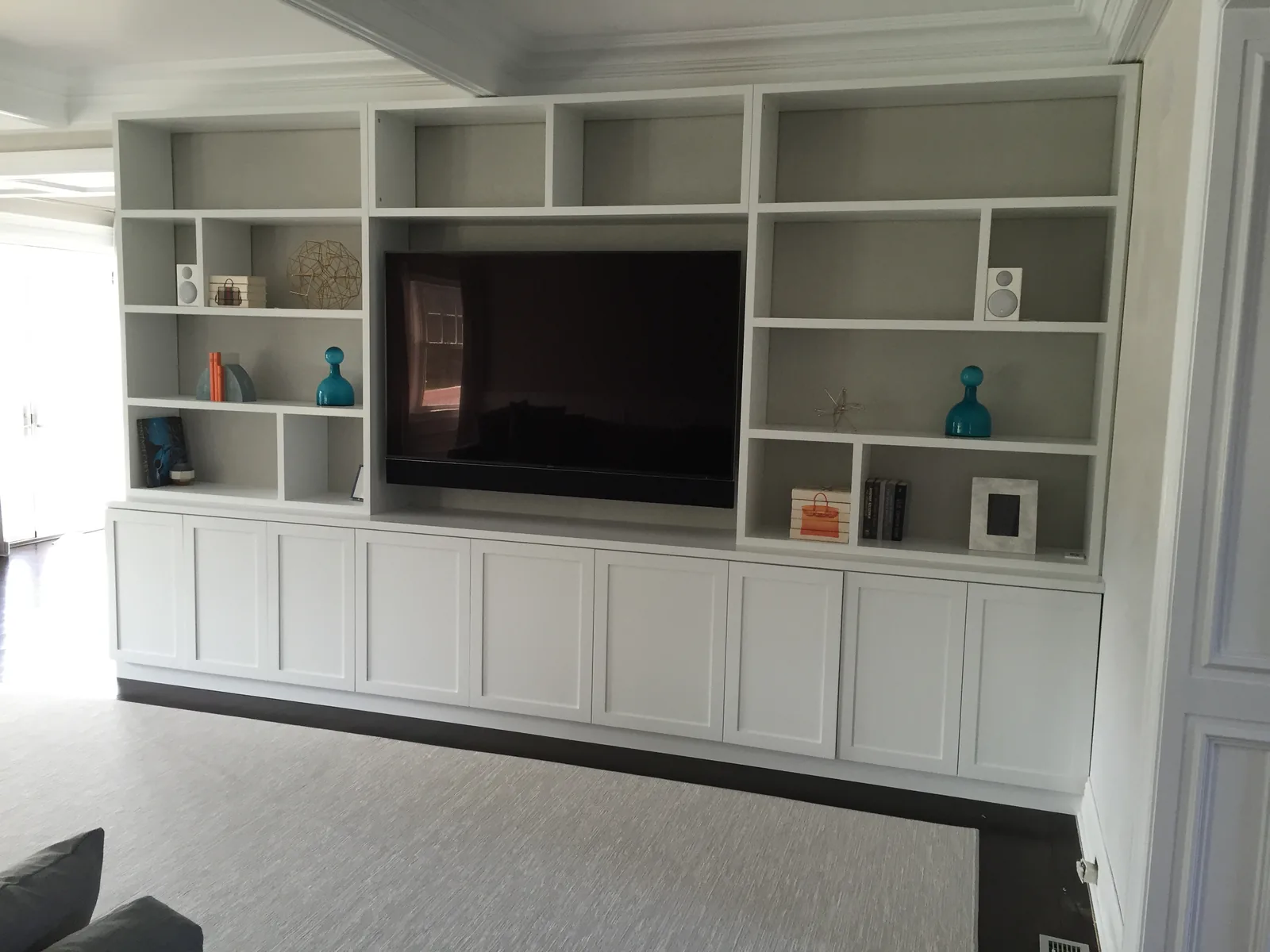 Wall units — project 05