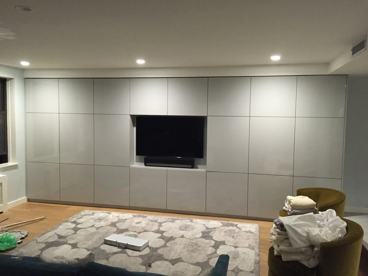 Wall units — project 06